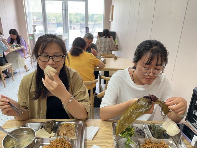 1717753975387066911.jpg c9d10af05a90f9fd298702b0ecc95bd.jpg